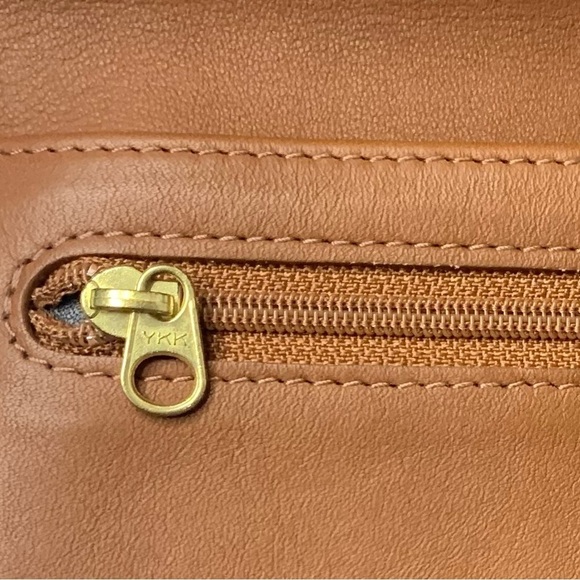 Vintage Coach NWOT Swing Wallet in British Tam # 4843 - Picture 10 of 14